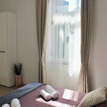 Linda Apartment