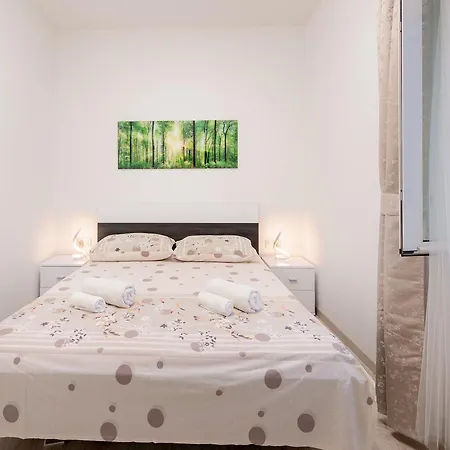 Linda Apartman Split